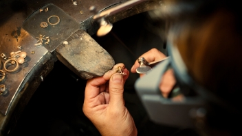 Gold buyers in Bangalore